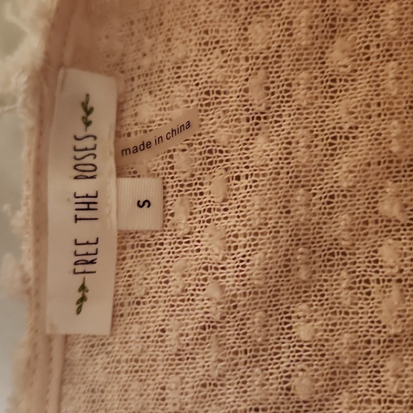 NWOT Free the Roses shag sweater - Picture 6 of 6